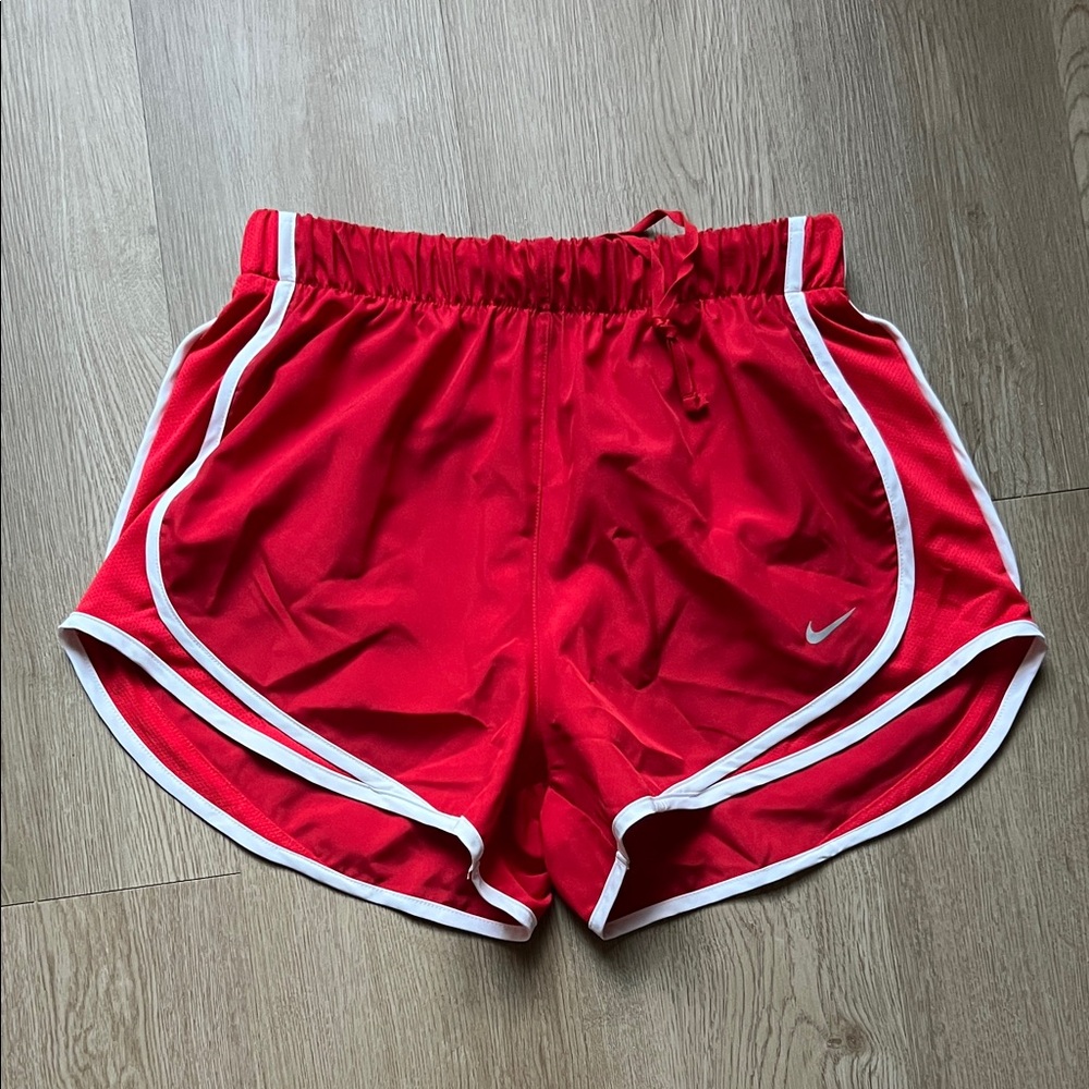 New Nike Tempo
Women's Dri-FIT Mid-Rise Brief-Lined Running Shorts